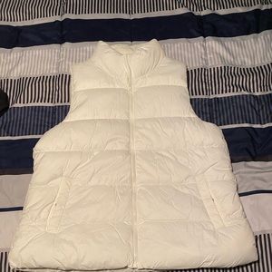 Old Navy. Size Large. Puffer vest. NWOT. Pet and smoke free home.